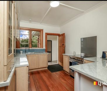 Sunny, Spacious & Modern � A Place to Call Home! - Photo 2