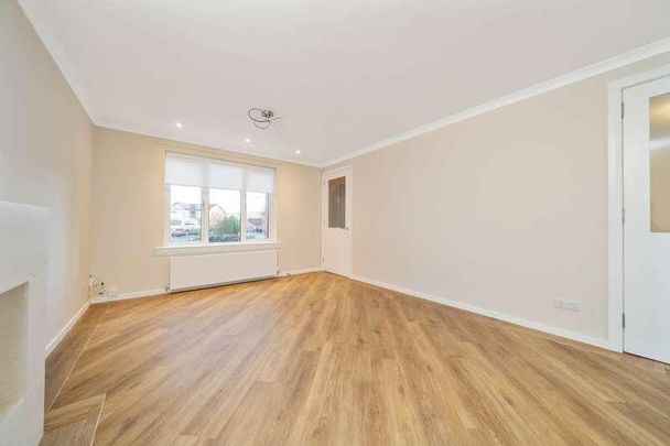 Thorndene, Elderslie, PA5 - Photo 1