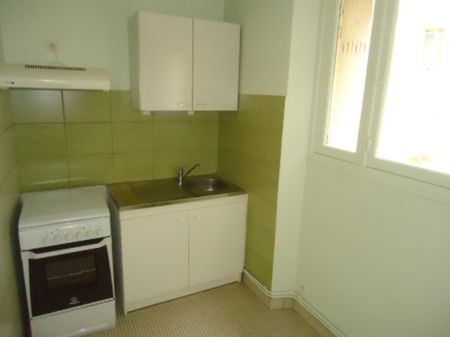 Location Appartement 3 pièces 55m² - Photo 4