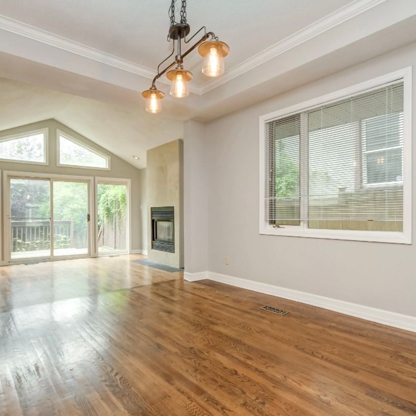 For Lease - 195 HENDERSON Avenue, Lower Town - Sandy Hill, Ontario - Photo 1