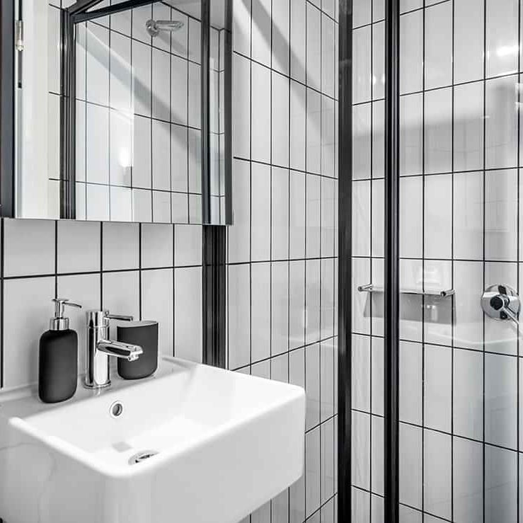 Single Bedroom In 5 Share Apartment - Photo 1