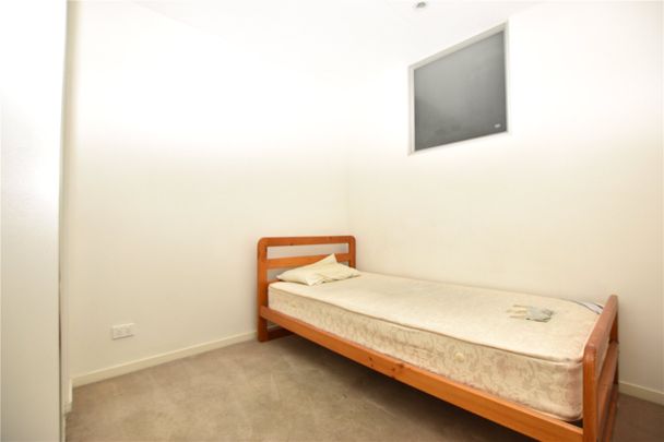 1103/8 Sutherland Street - Photo 1