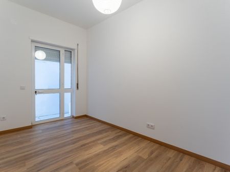 Alcobaça e Vestiaria, Leiria District - Photo 2