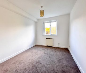 1 bedroom ground floor flat to rent - Photo 3