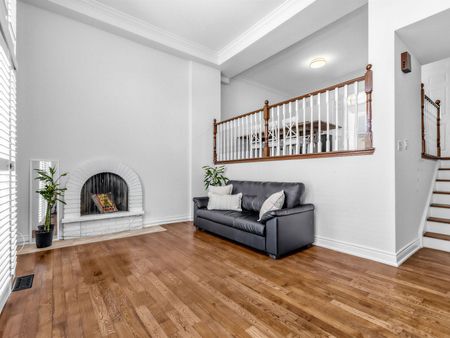 For Lease - 81 Scenic Mill Way, Toronto, Ontario - Photo 4