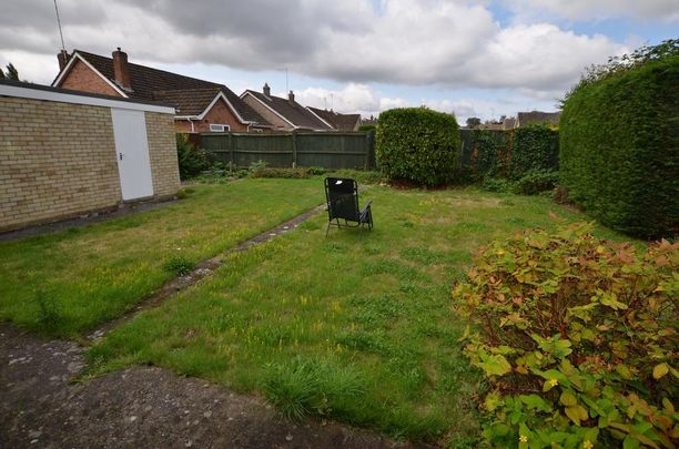 1 bedroom in a house share to rent - Photo 1