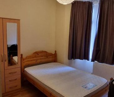 6 bedroom terraced house to rent - Photo 6