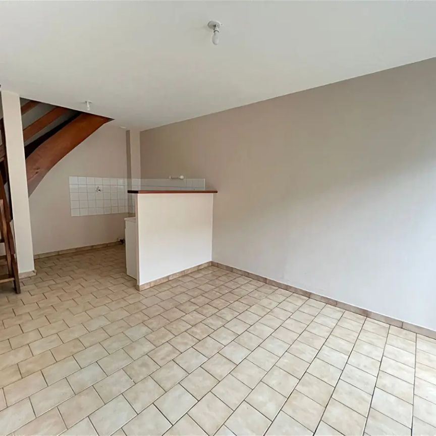 Location appartement 2 pièces - 33.02m² à Saint maixent l ecole (79400) - Photo 1
