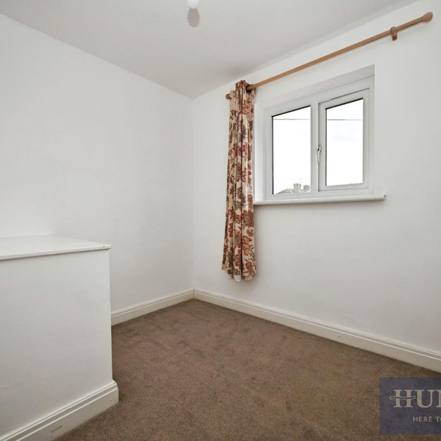 3 bedroom House To Let - Photo 1