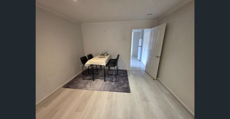 2 BEDROOM TOWNHOUSE IN QUIET COMPLEX - Photo 2