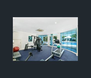 Stunning 3 bedroom Villa in sought after location - Photo 5