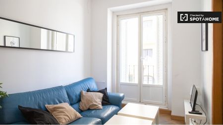 madrid, Community of Madrid 28012 - Photo 3