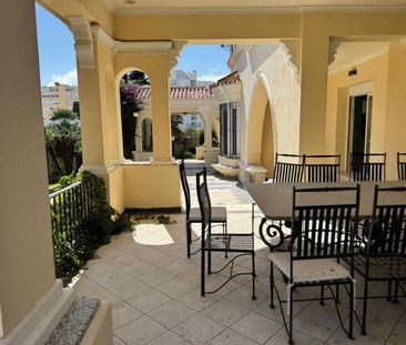 9 room luxury Villa for rent in Torremolinos, Andalusia - Photo 4