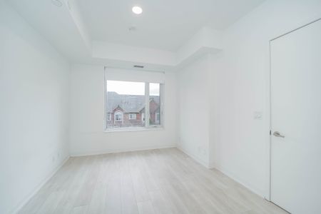 For Lease - 8 Beverley Glen Boulevard Unit# D328, Vaughan, Ontario - Photo 5