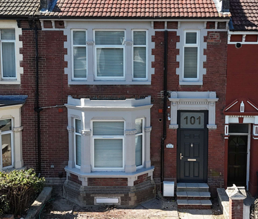 Double Ensuite Room in Luxury Modern HMO in Gladys Avenue, North En... - Photo 2