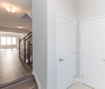 For Lease - 3074 Freshwater Way, Barrhaven, Ontario - Photo 3