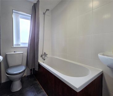 2 bedroom semi-detached house to rent - Photo 1