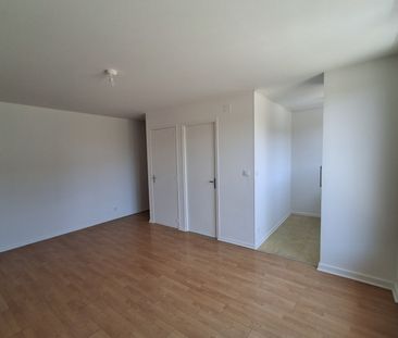 Location Appartement 1 pièce 29m² - Photo 5
