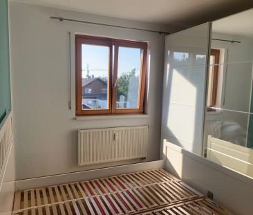 Hochwertig teilmöblierte 3-Zimmer Wohnung mit Loggia und Tiefgarage... - Foto 2