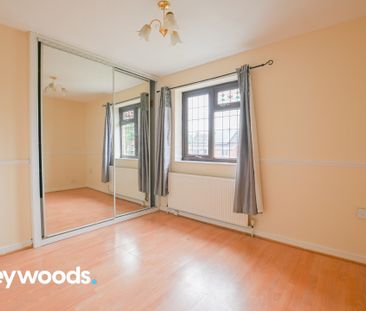 2 bed semi-detached house to rent in Cley Grove, Westbury Park, New... - Photo 4