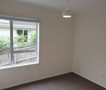 Beauty in Torbay - Photo 4