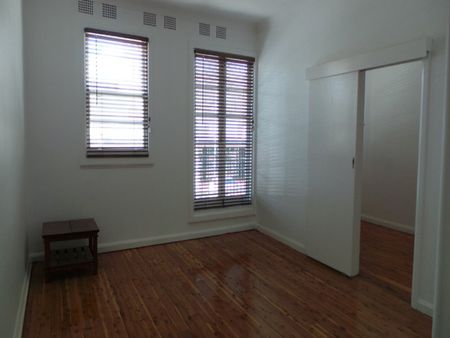 Upstairs Unit Peel Street TAMWORTH CBD - Photo 2