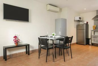 Carrer de Ramon Trias Fargas, Barcelona, Catalonia 08005