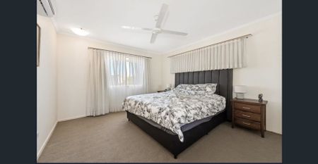 Family Entertainer on Impressive 1,012sqm Block - Photo 5