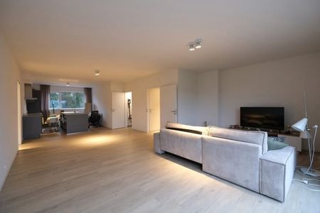 Appartement te huur - Foto 2