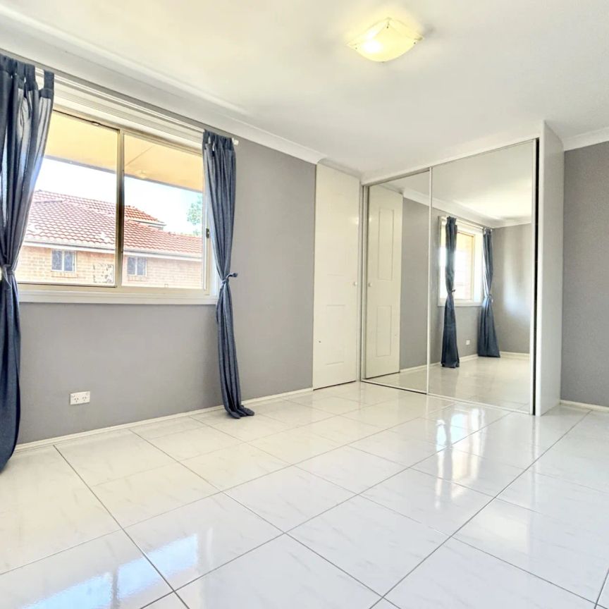 2/31 Livingstone Road, - Photo 1