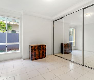 Spacious 5-Bedroom Home in Sought-After East Ballina - Photo 6