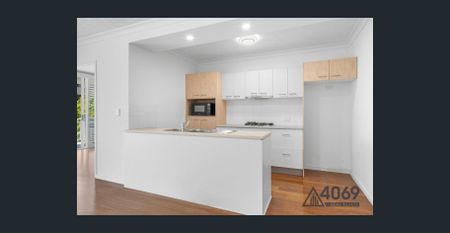 Spacious 2-Bedroom Apartment with Study and Balcony in Prime Indooroopilly Location - Photo 5