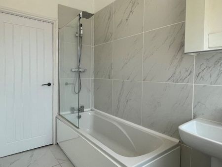 Holcombe Road, Greenmount - Photo 4