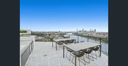 701/3 Archer Street, Toowong, Qld 4066 - Photo 3