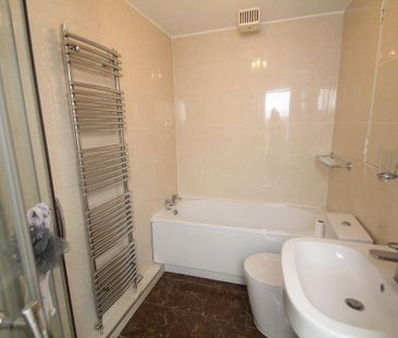 2 bedroom semi-detached house to rent - Photo 6