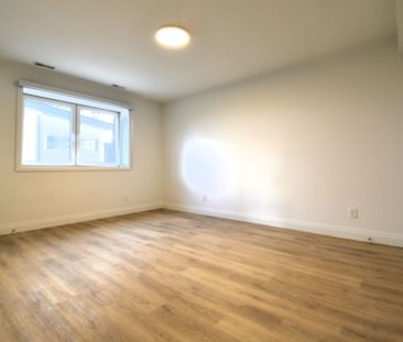 For Lease - 2-54 Florence Street, Huntsville, Ontario - Photo 6