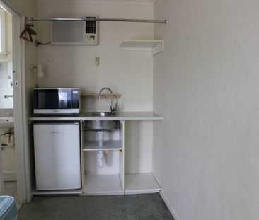 UNITS TO LET! - Photo 3