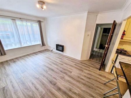 2 bed apartment to rent in TS20 - Photo 2