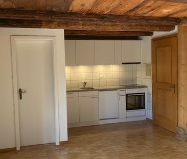 Charmante 2-Zimmer-Wohnung in historischem Gebäude Olten Innenstadt - Foto 1