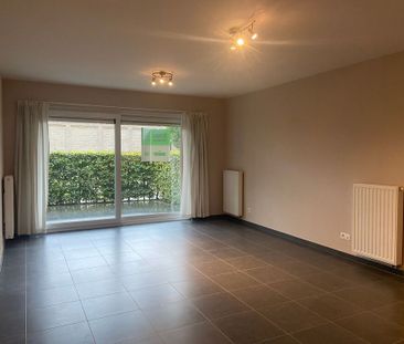 Gelijkvloers appartement met 2 slaapkamers in hartje Wijnendale - Photo 1