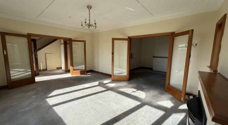 Private and spacious in Roslyn! - Photo 3