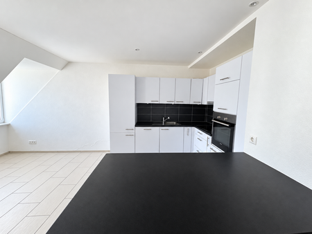Moderne 1.5-Zimmer-Maisonettewohnung in Füllinsdorf - Foto 3