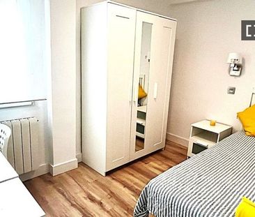 4 room luxury Flat for rent in Madrid, Spain - Photo 5