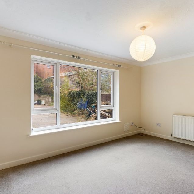 Slad Road, Stroud, Gloucestershire, GL5 - Photo 1