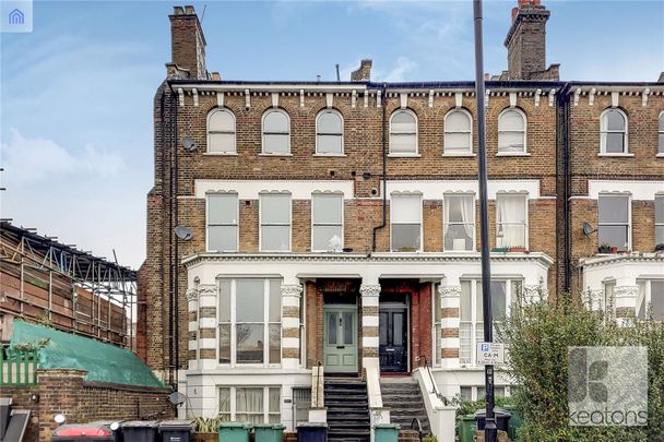 Caversham Road, NW5 - Photo 1