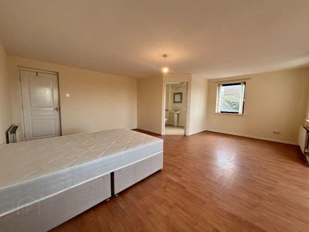 66 St Johns Wharf, Belfast, BT1 3LT - Photo 2