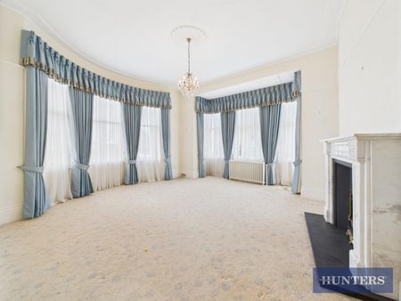 3 bedroom Flat To Let Total Size: 1053 SQ FT - Photo 2