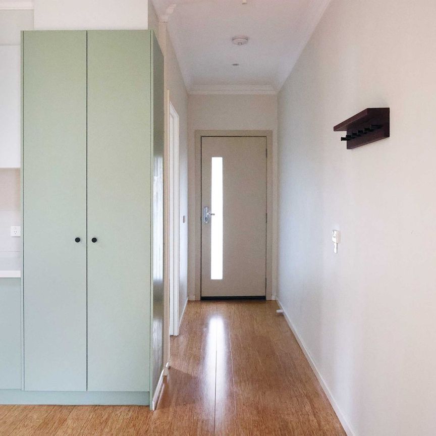 17 Wright Street, Reservoir VIC 3073 - Photo 1