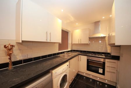 Broomgrove Gardens, Edgware, HA8 - Photo 4