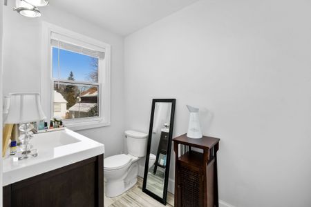 For Lease - 254 St Andrews Lane, Cobourg, Ontario - Photo 5